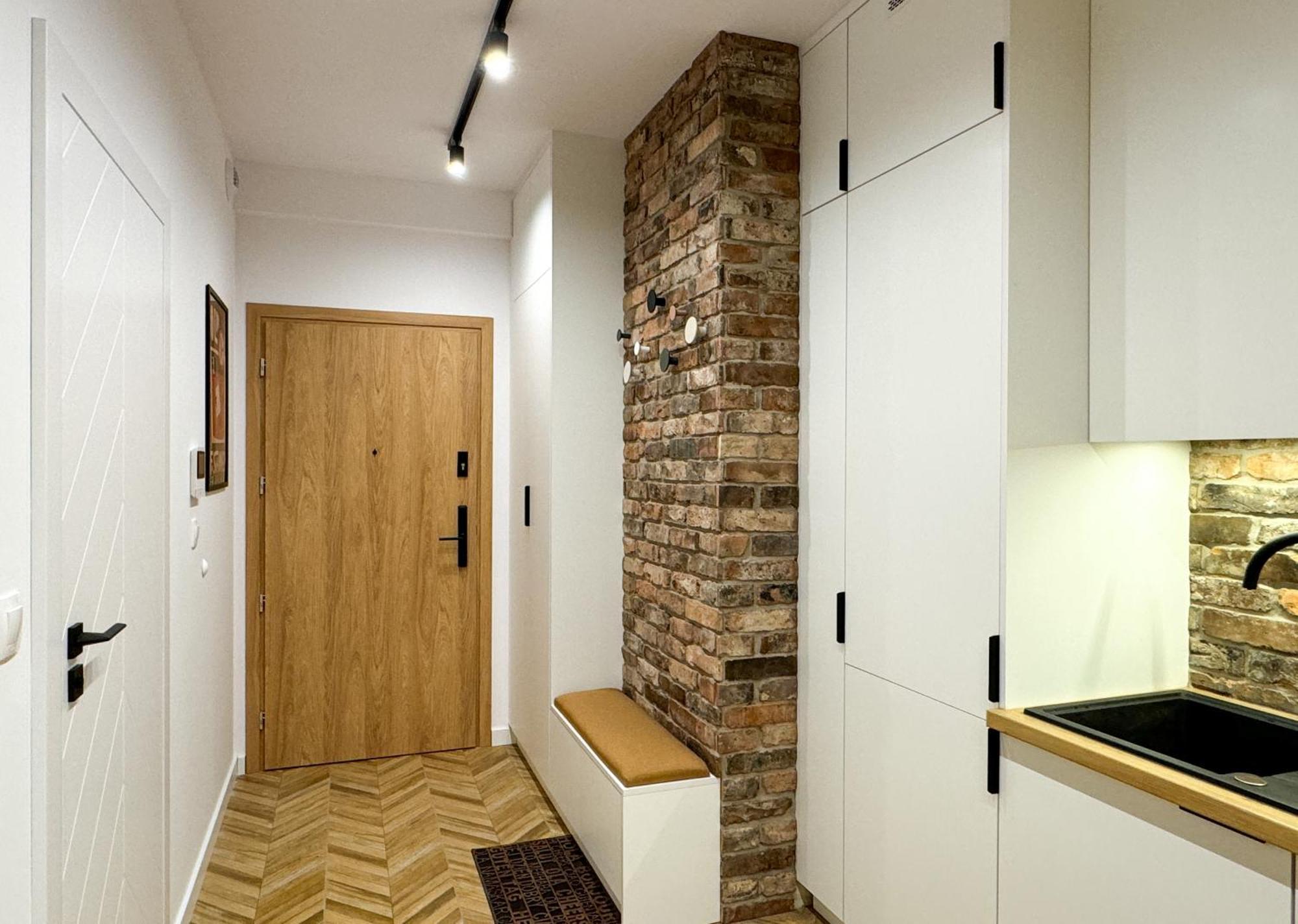 Lakru Apartments Global Office, Free Garage, Self Check-In Katowice Esterno foto
