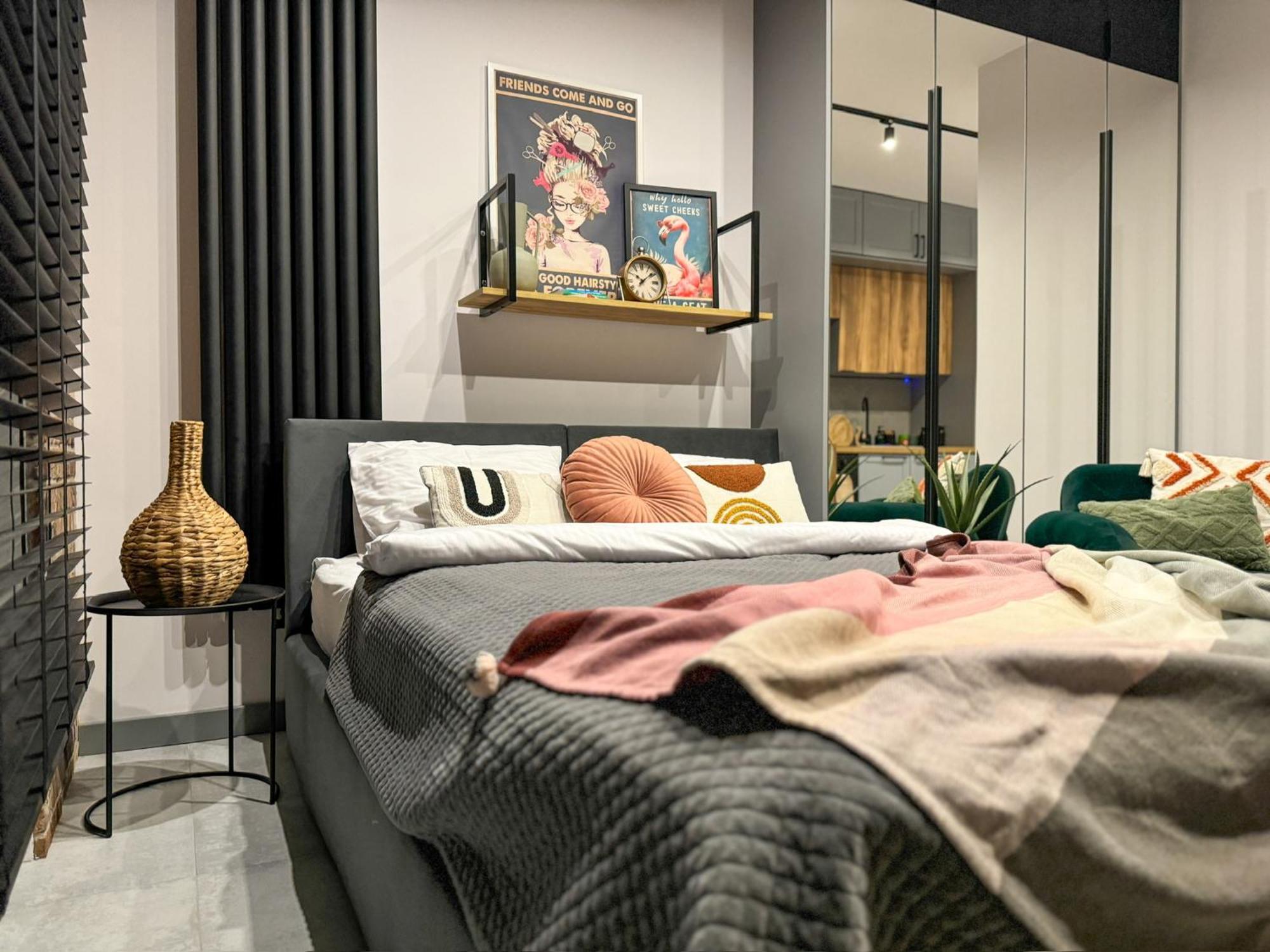Lakru Apartments Global Office, Free Garage, Self Check-In Katowice Esterno foto